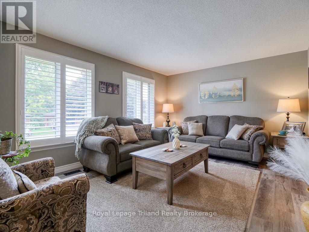 262 Alder Road, Ingersoll, Ontario  N5C 3Z2 - Photo 6 - X12267002