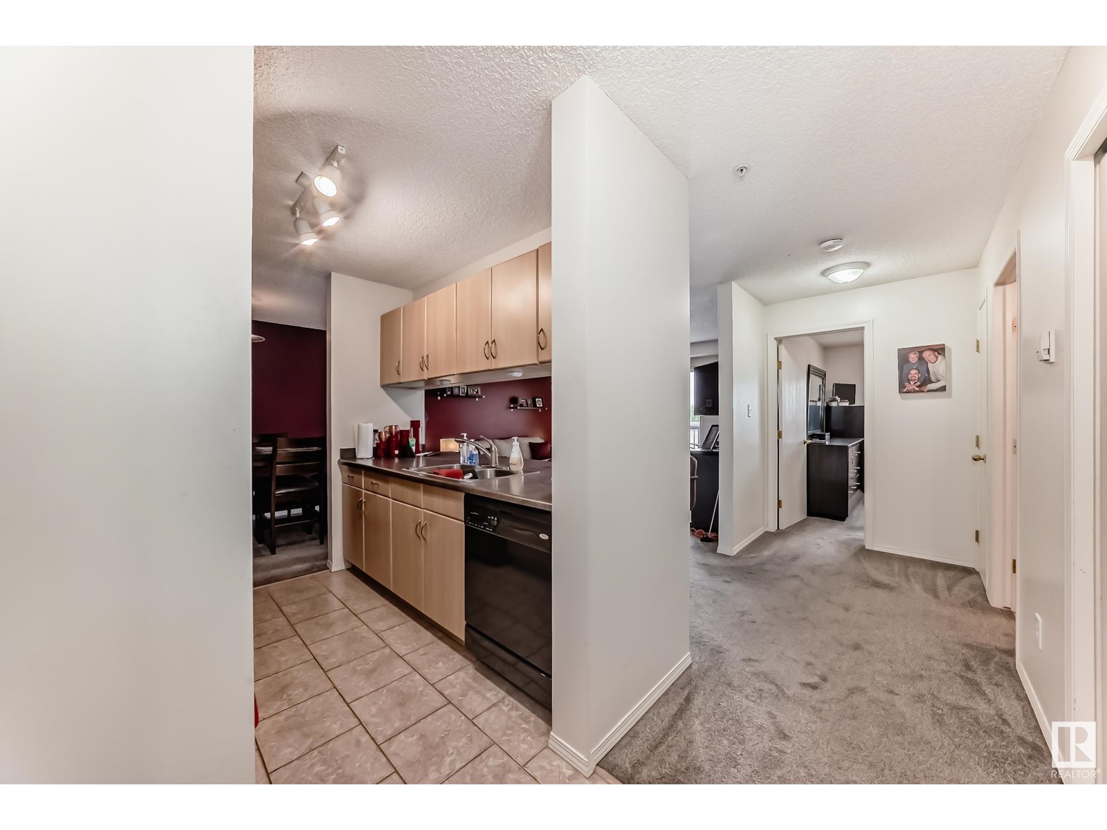 Property at #317 2430 GUARDIAN RD NW image 5