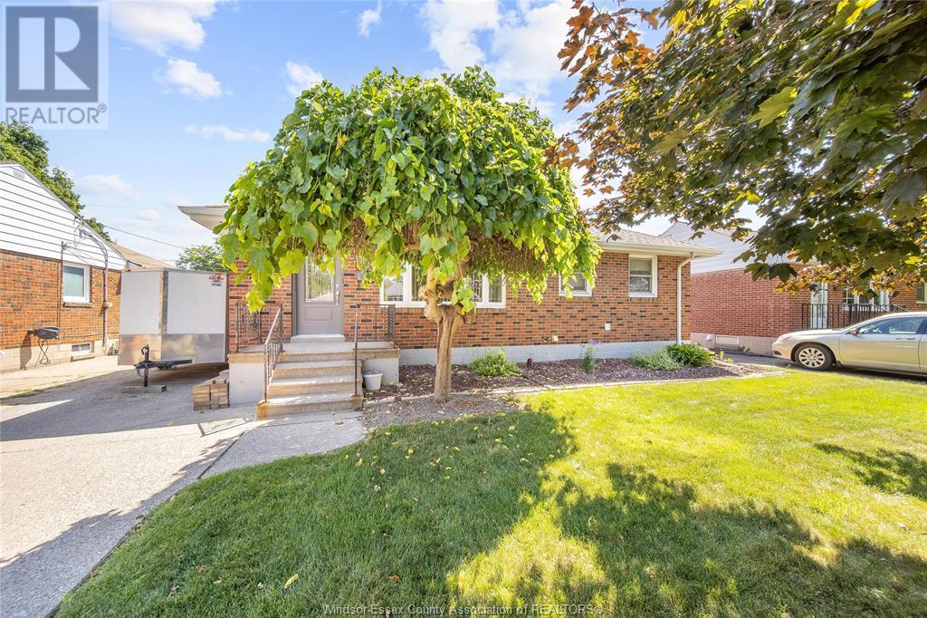 Property at 882 LAPORTE AVENUE image 1