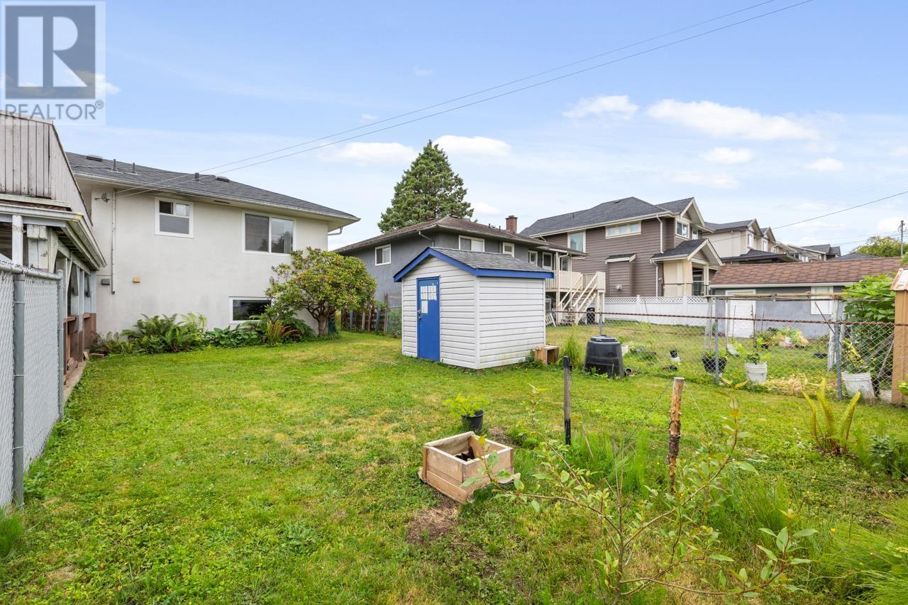 7031 Burford Street, Burnaby, British Columbia  V5E 1S3 - Photo 17 - R3023545