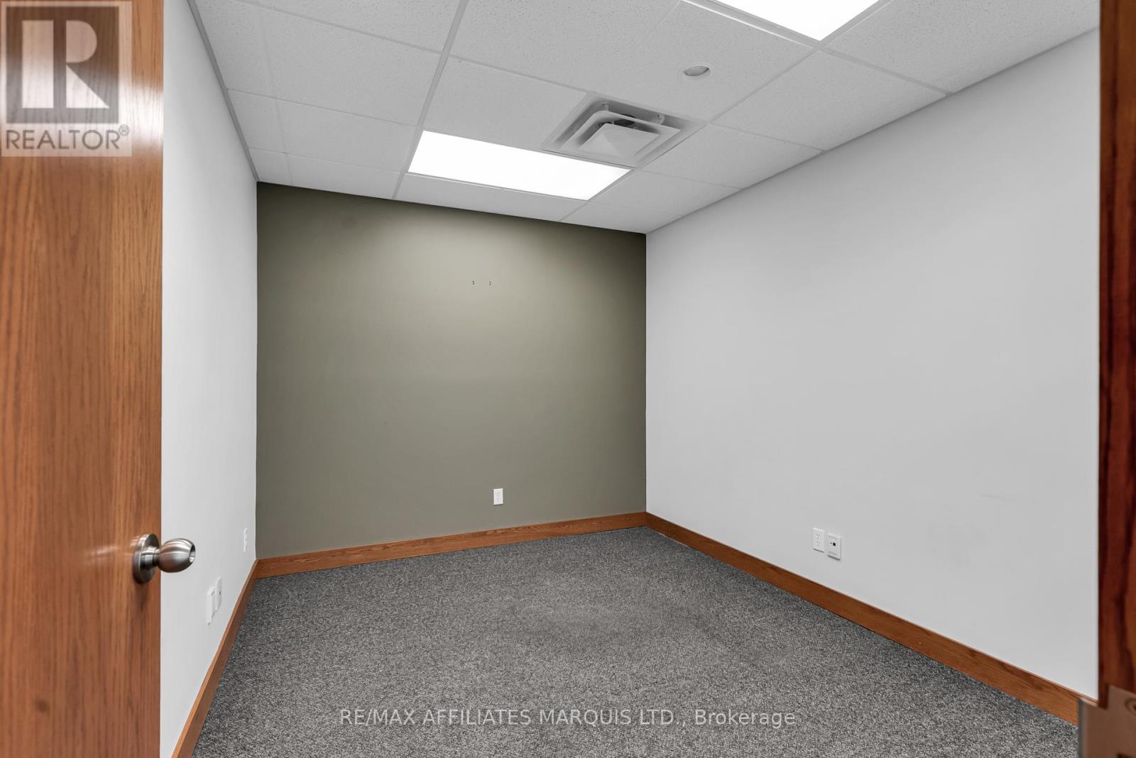 89 Tollgate Road, Cornwall, Ontario  K6J 5L5 - Photo 10 - X12266972