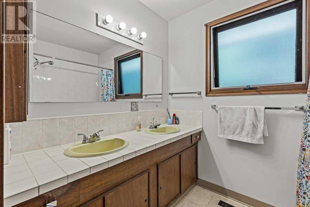 4 Mount Rundle Place, Canmore, Alberta  T1W 1Z1 - Photo 30 - A2229973