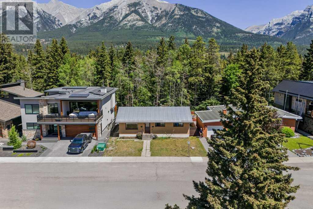 4 Mount Rundle Place, Canmore, Alberta  T1W 1Z1 - Photo 9 - A2229973