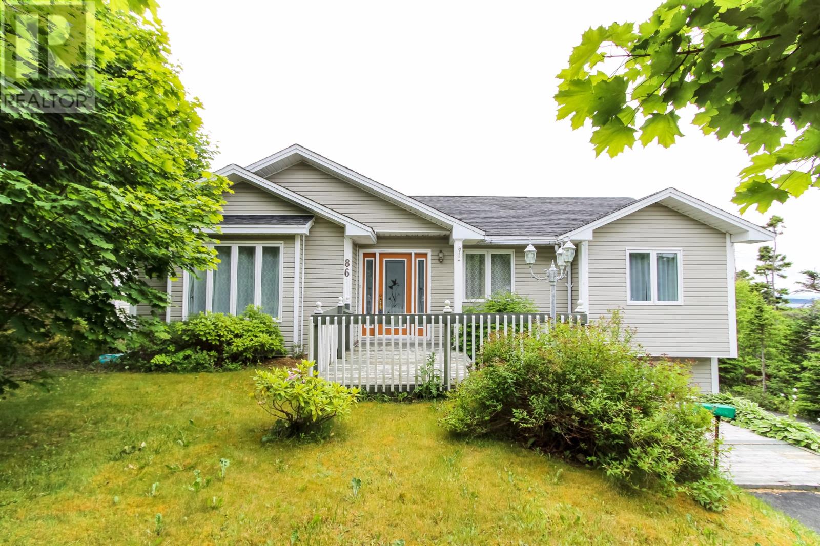 Property at 86 Swansea Street image 2