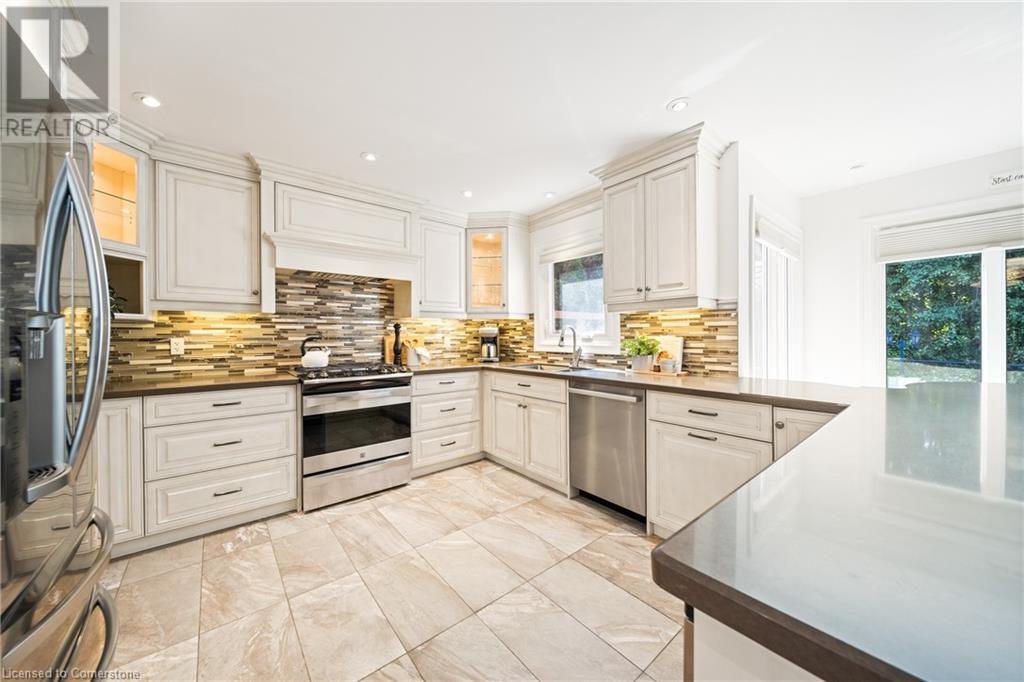 1246 Old Carriage Way, Oakville, Ontario  L6M 2E4 - Photo 11 - 40742610