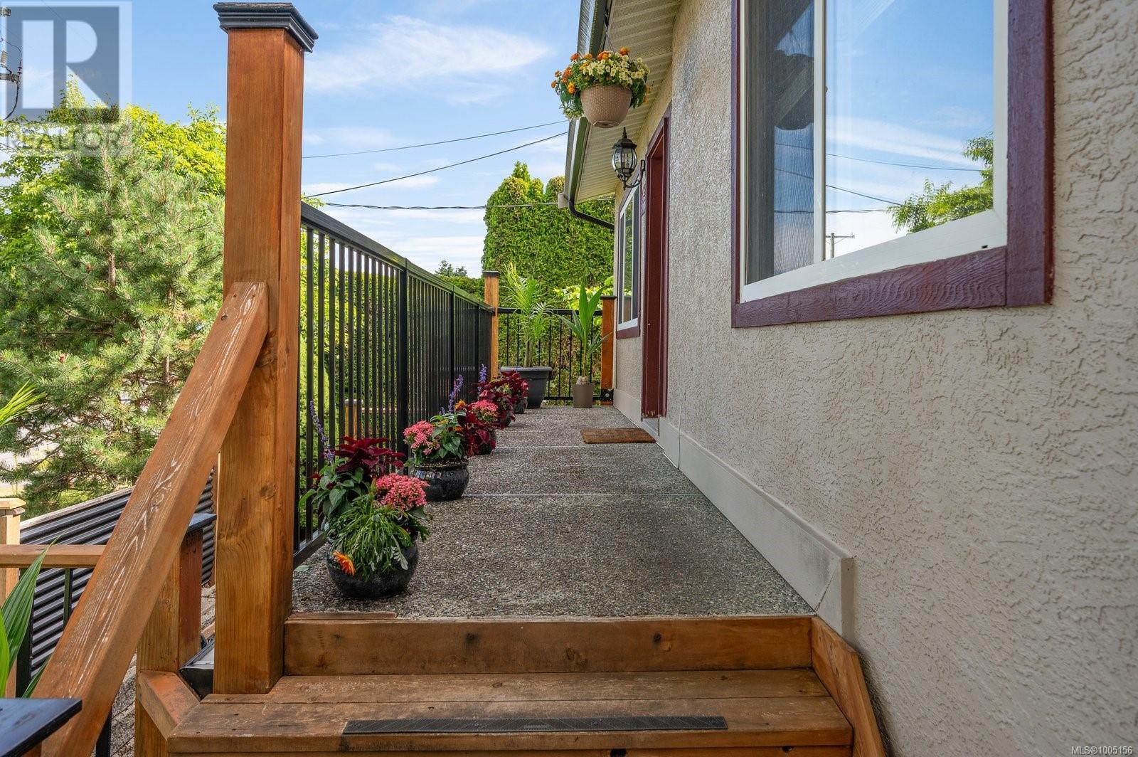 Property at 5665 TURNER Rd image 3
