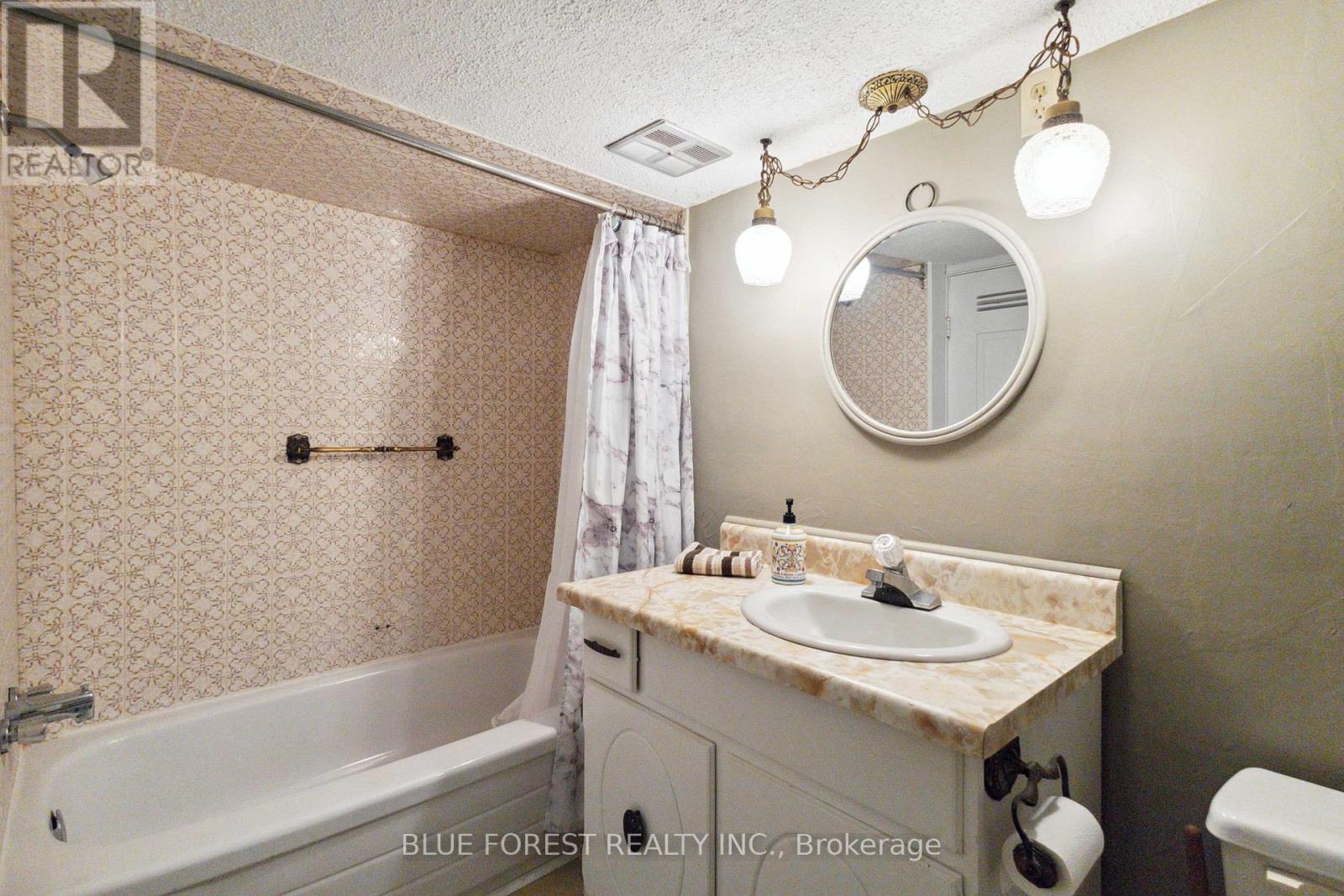 13 Victoria Street, Bayham, Ontario  N0J 1T0 - Photo 19 - X12267083
