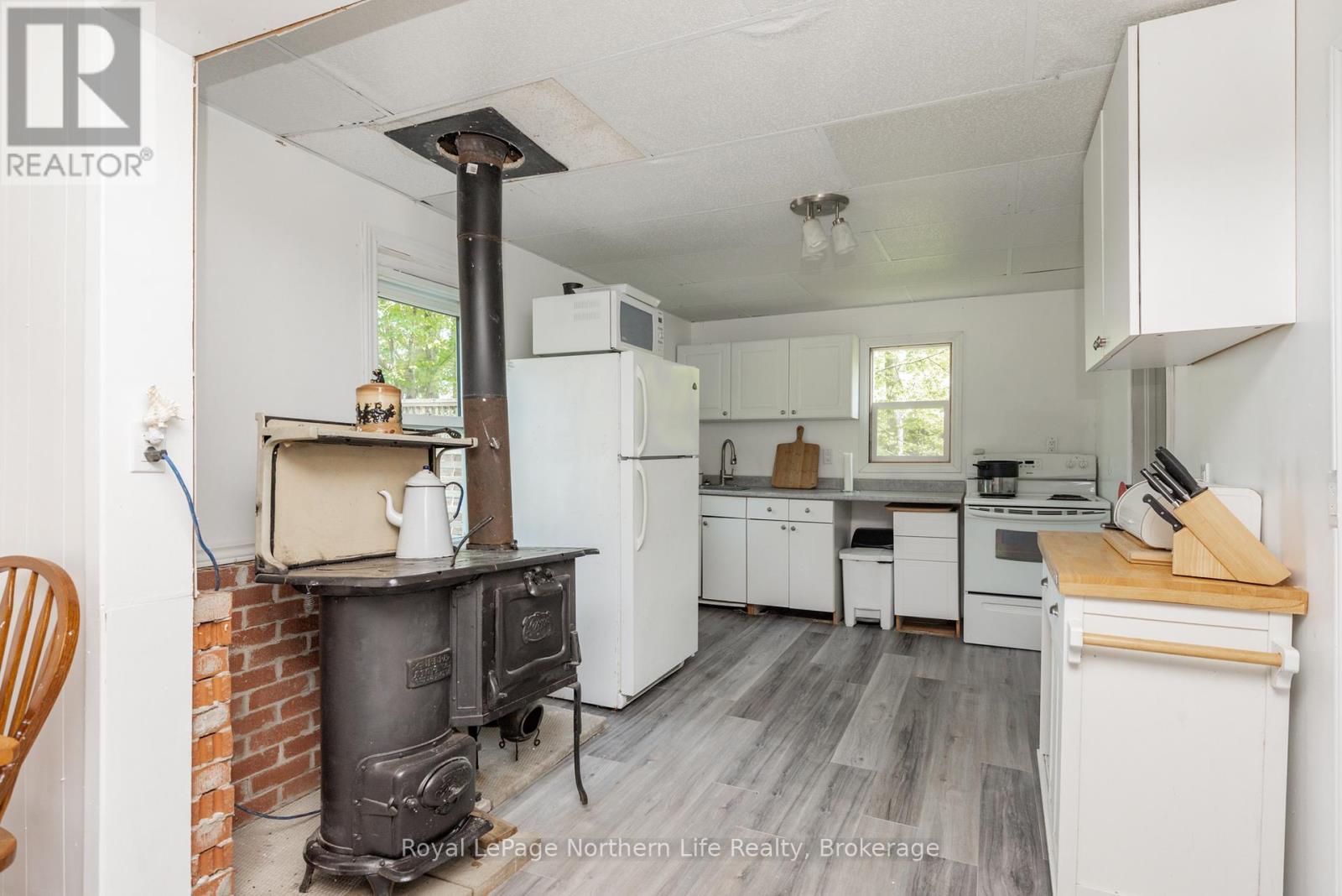 1853 Jocko Point Road, North Bay, Ontario  P2B 3M9 - Photo 11 - X12267100