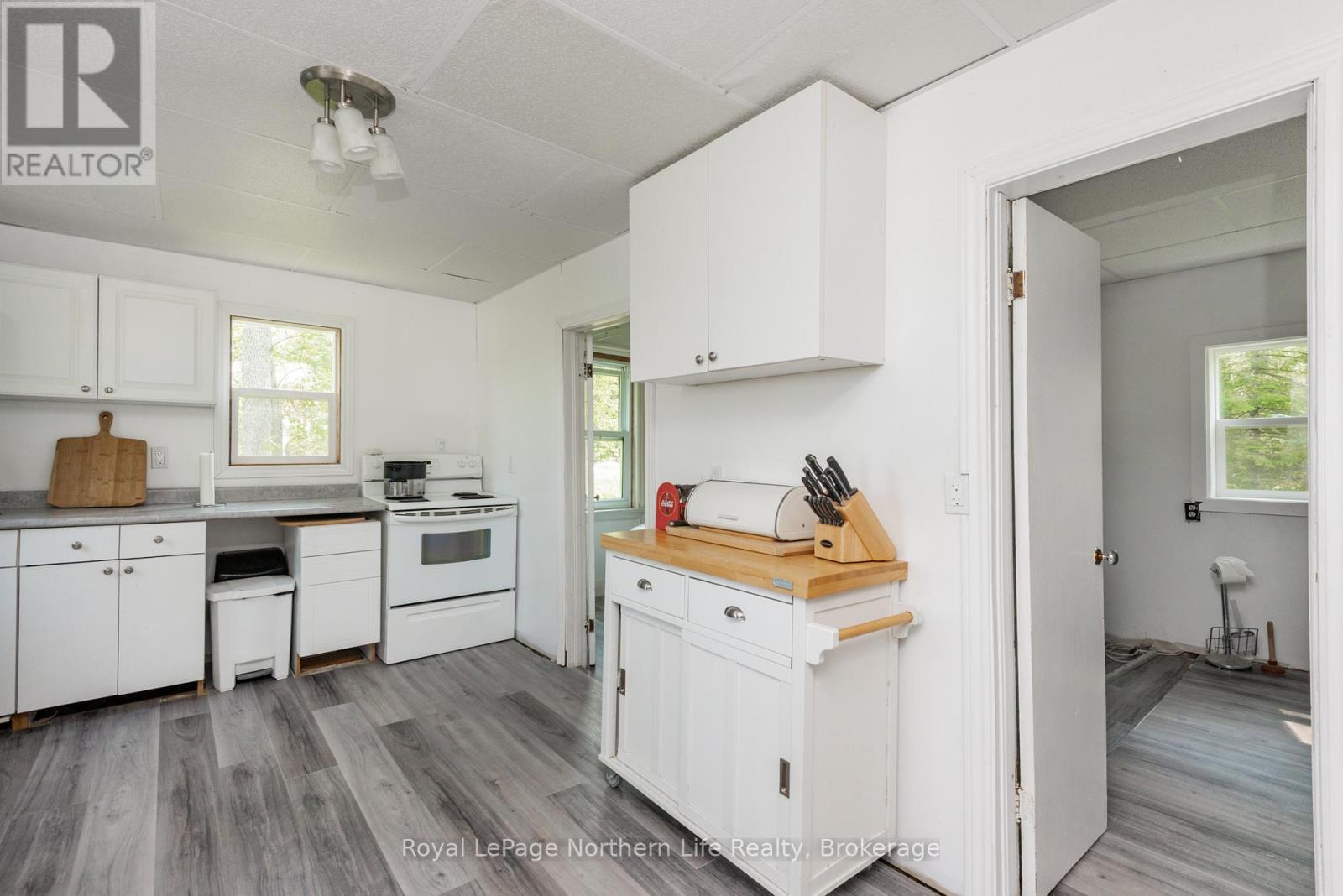 1853 Jocko Point Road, North Bay, Ontario  P2B 3M9 - Photo 12 - X12267100