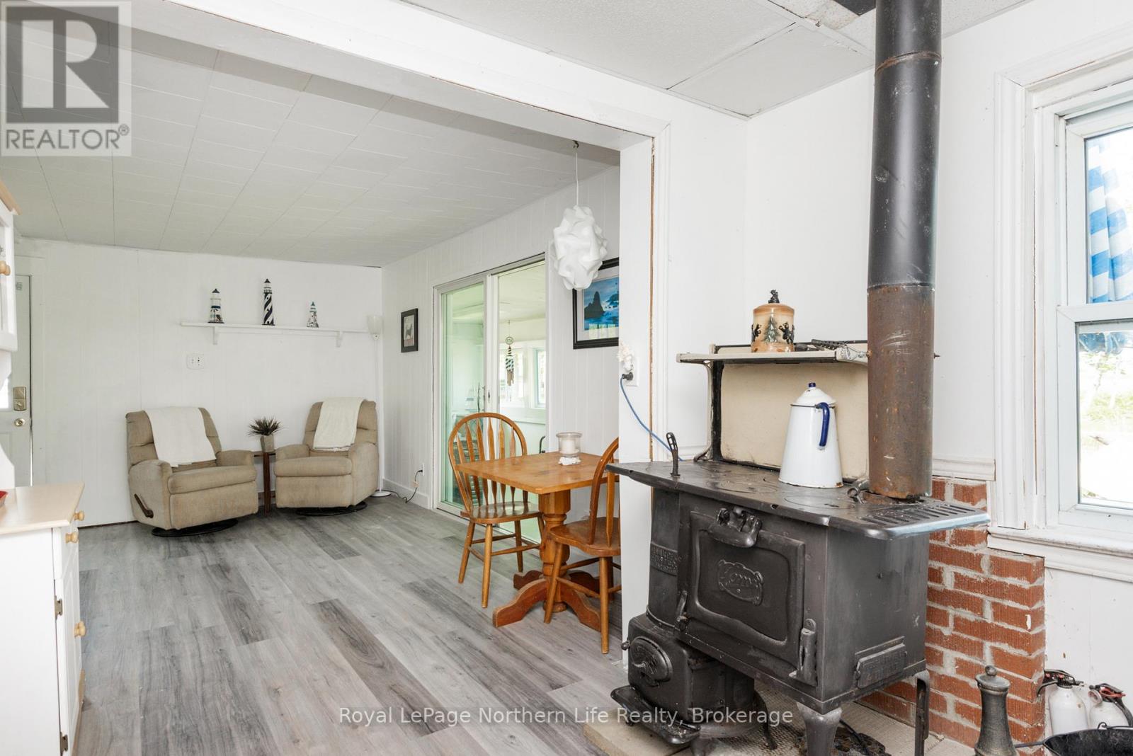 1853 Jocko Point Road, North Bay, Ontario  P2B 3M9 - Photo 14 - X12267100