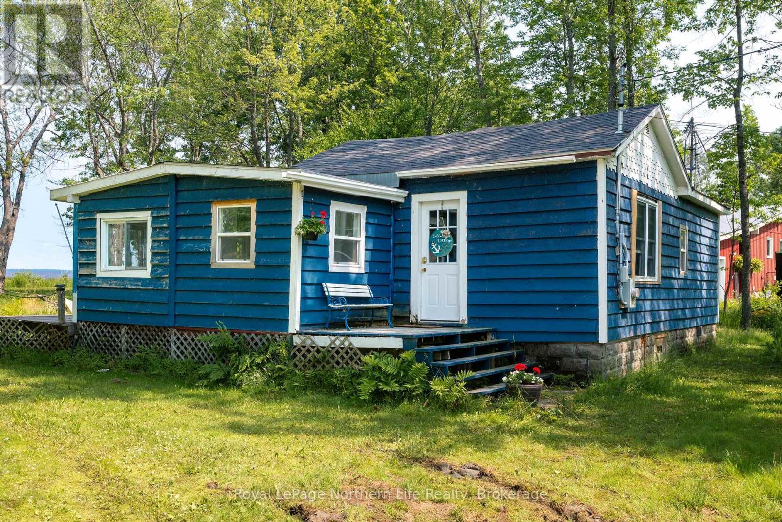 1853 Jocko Point Road, North Bay, Ontario  P2B 3M9 - Photo 3 - X12267100