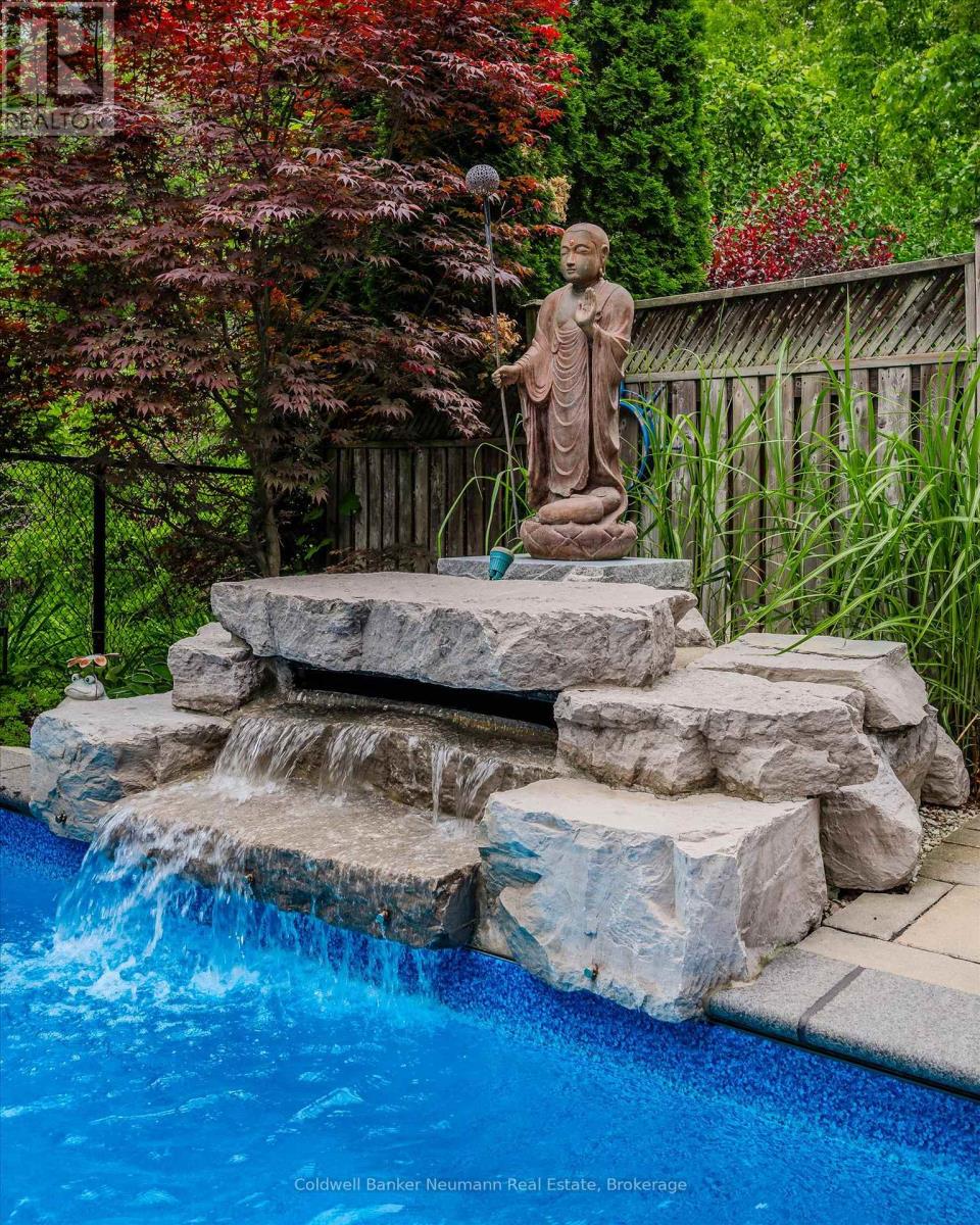 Property at 5248 NOVA CRESCENT image 3