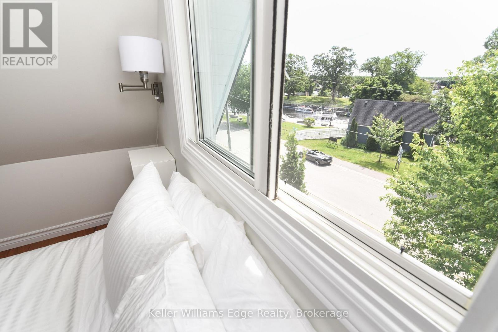 5 - 18 Oak Street, Kawartha Lakes, Ontario  K0M 1N0 - Photo 12 - X12265330