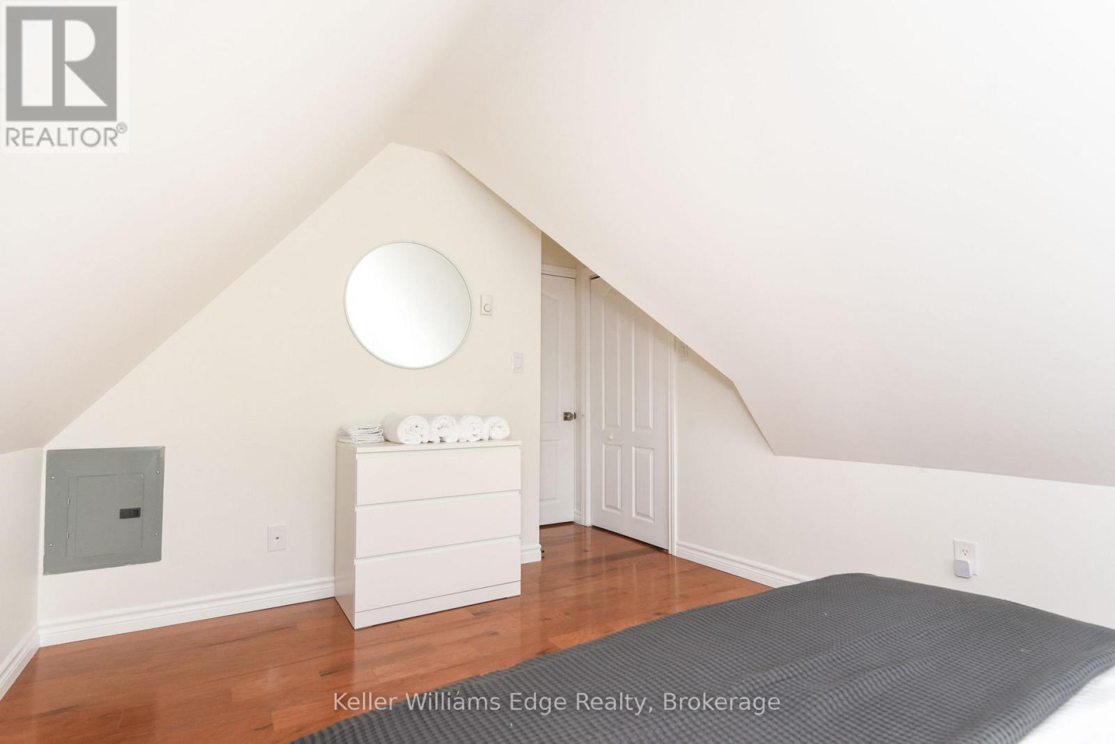 5 - 18 Oak Street, Kawartha Lakes, Ontario  K0M 1N0 - Photo 14 - X12265330