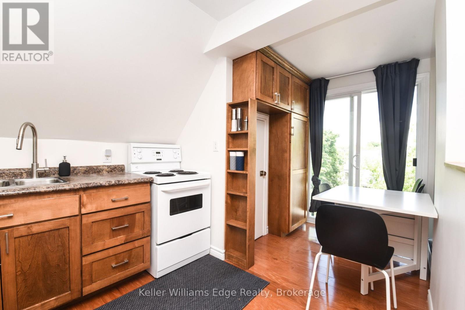 5 - 18 Oak Street, Kawartha Lakes, Ontario  K0M 1N0 - Photo 7 - X12265330
