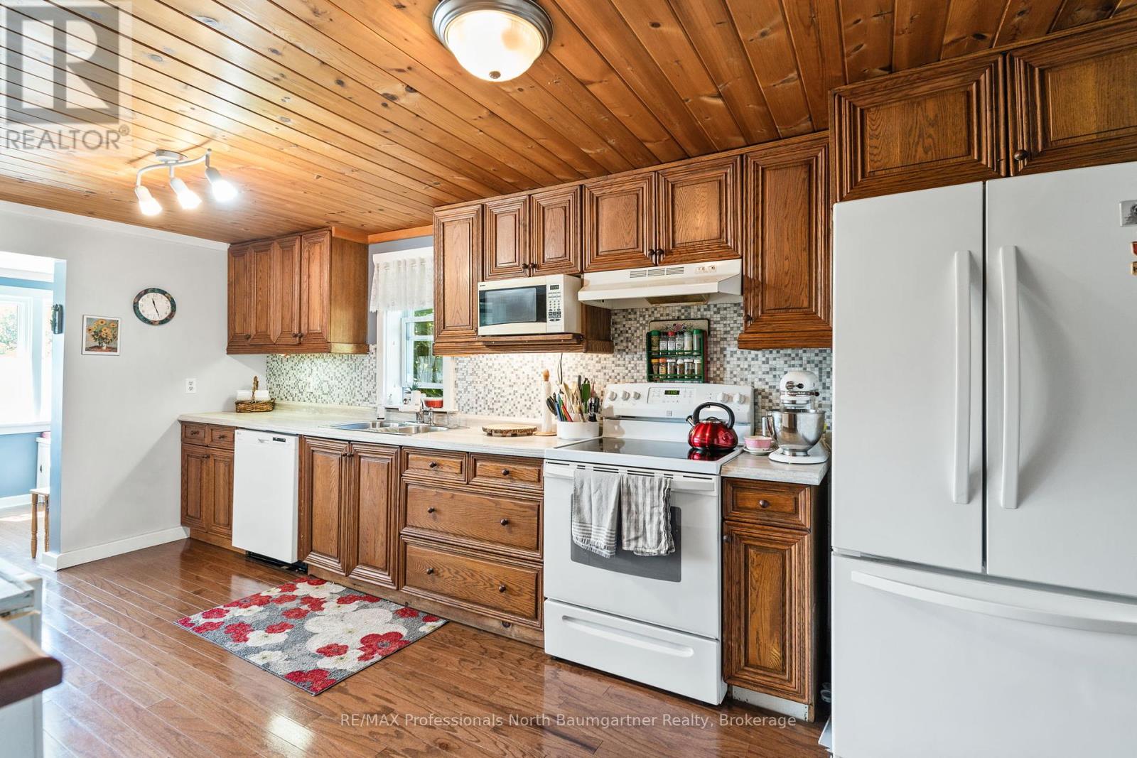 4745 Gelert Road, Minden Hills, Ontario  K0M 2K0 - Photo 20 - X12267121