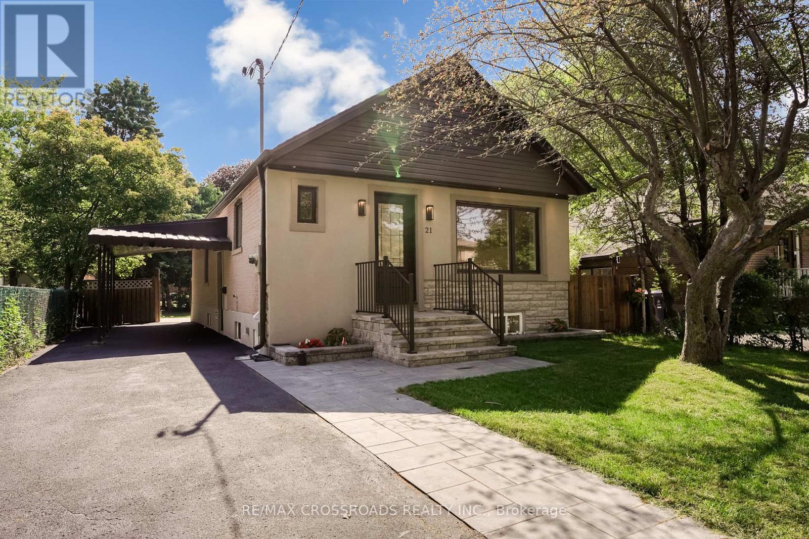 Property at 21 KARNWOOD DRIVE image 1