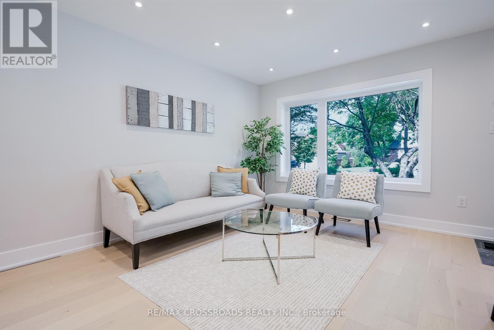 Property at 21 KARNWOOD DRIVE image 4