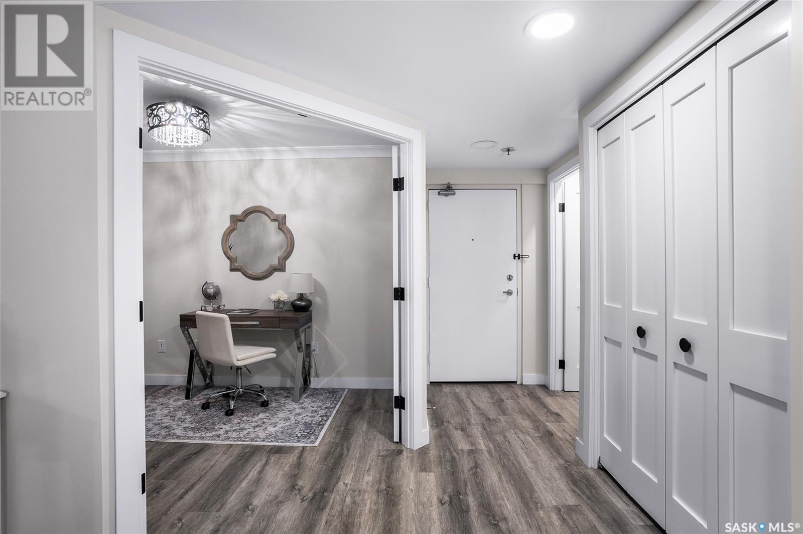 Property at 306 525 3rd AVENUE N image 3