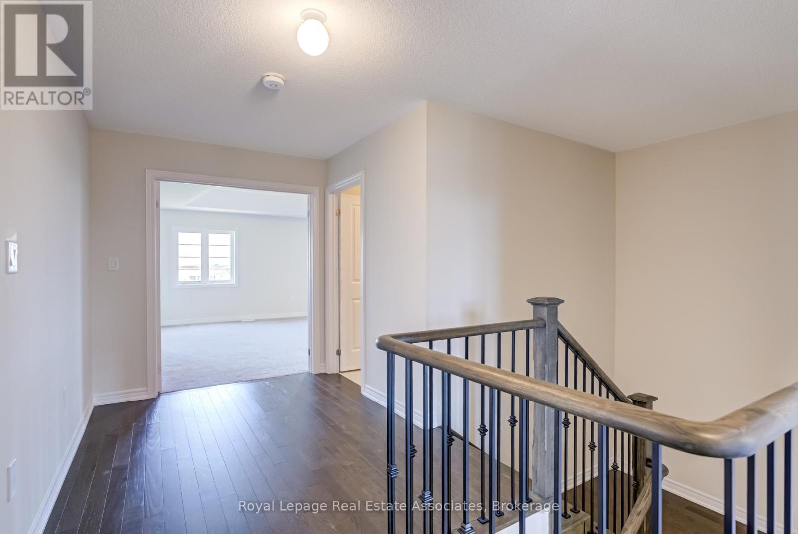 29 John Dallimore Drive, Georgina, Ontario  L4P 0S6 - Photo 16 - N12267060