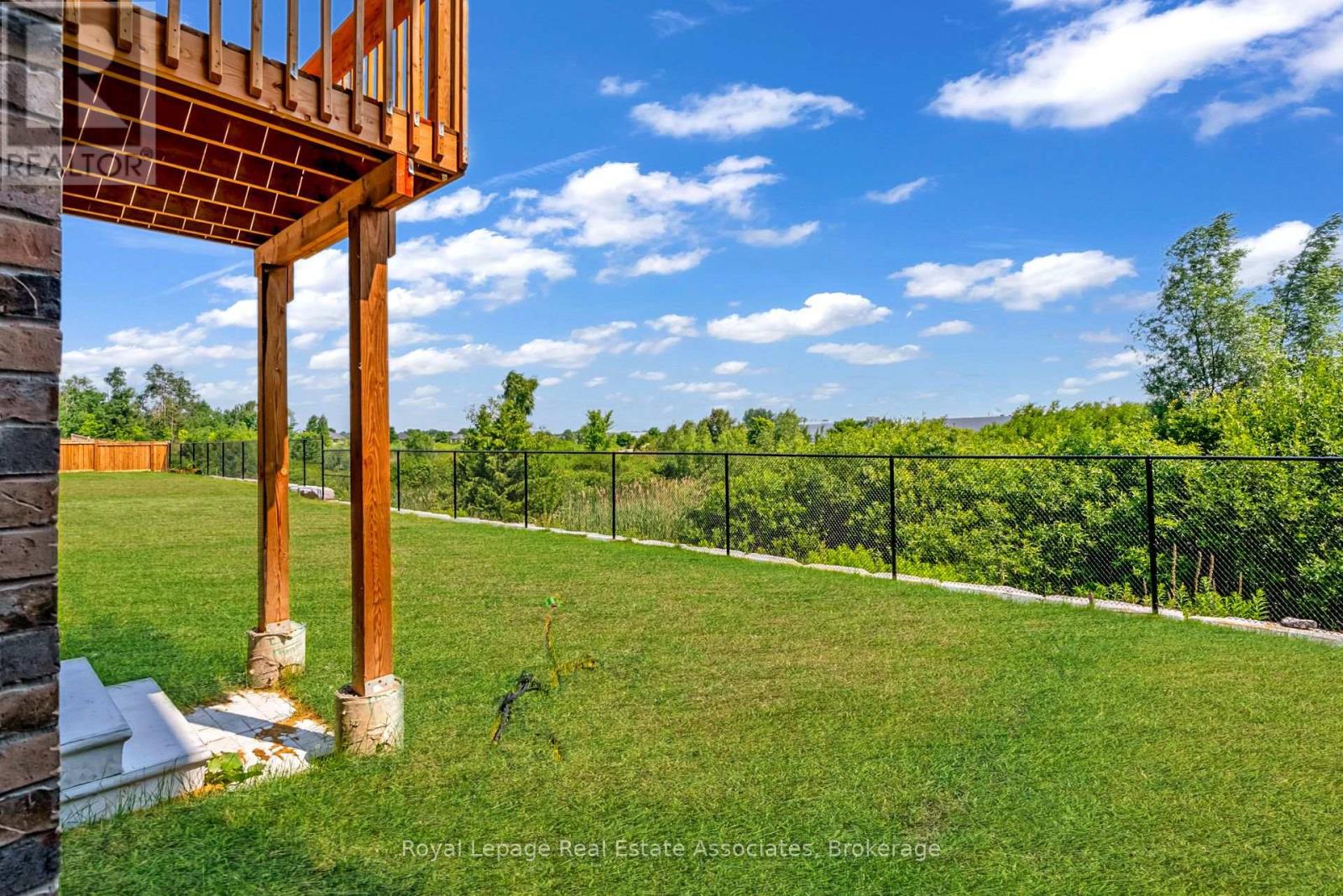 29 John Dallimore Drive, Georgina, Ontario  L4P 0S6 - Photo 31 - N12267060