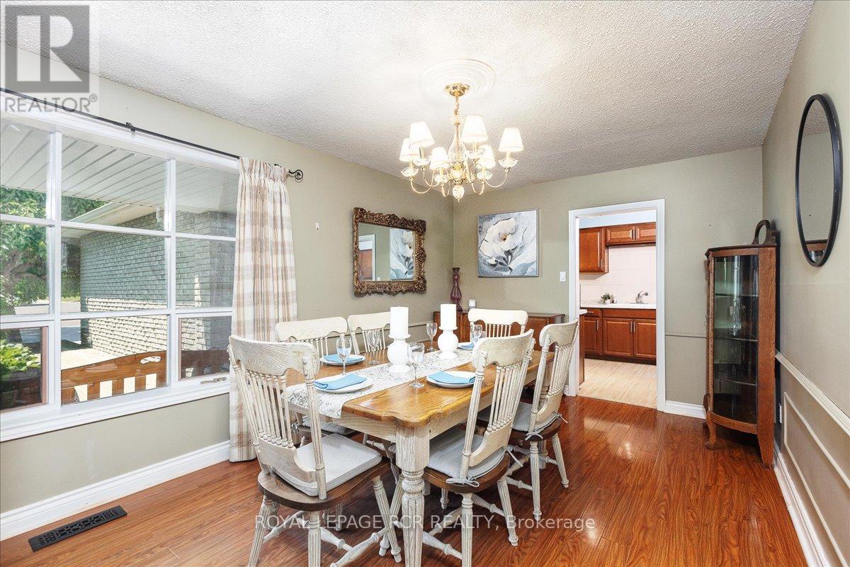 55 Valley Mills Road, East Gwillimbury, Ontario  L0G 1M0 - Photo 12 - N12267063