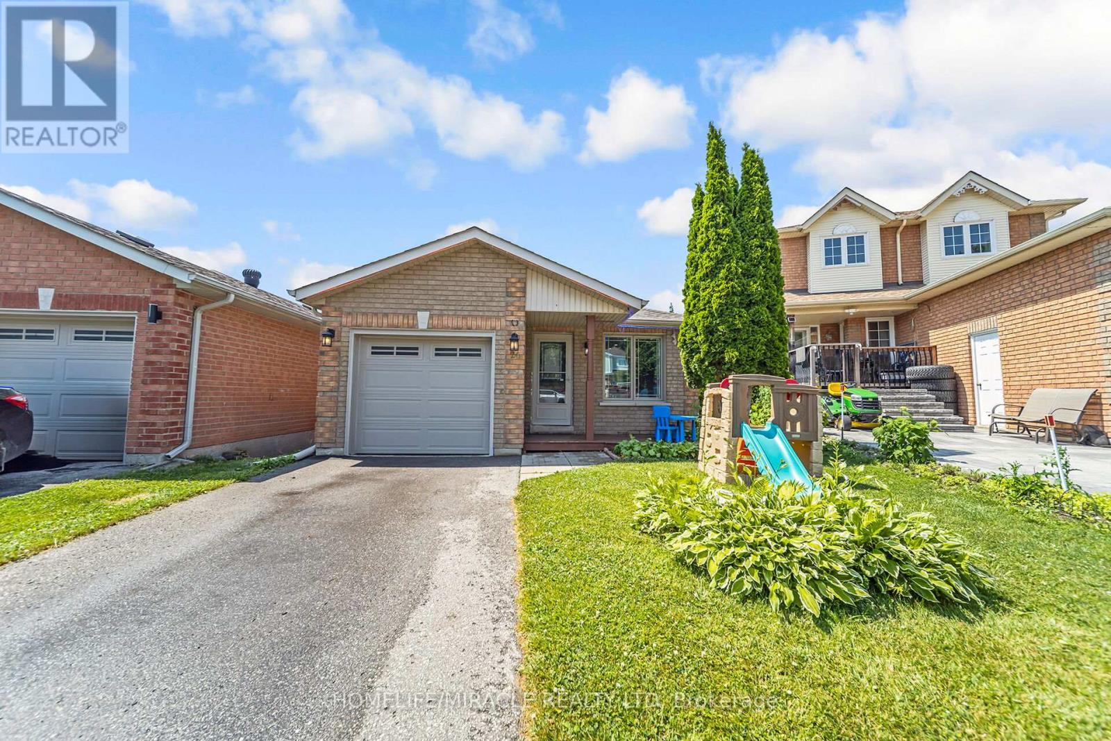 Property at 24 CHICCONY COURT image 4