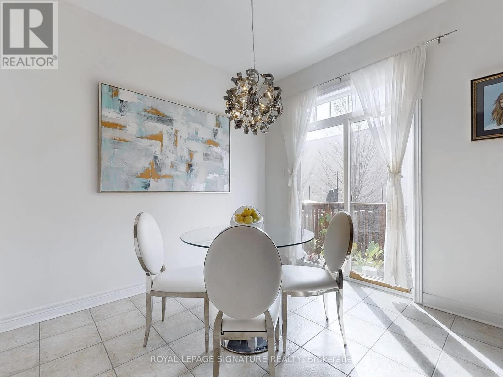 59 Princess Diana Drive, Markham, Ontario  L6C 0G9 - Photo 17 - N12267102