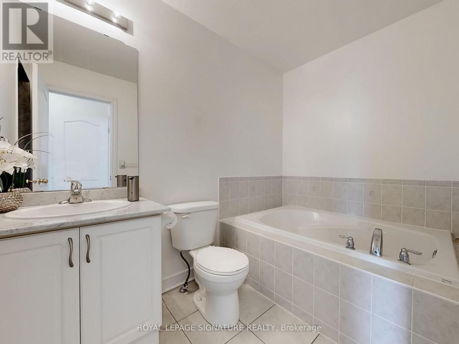 59 Princess Diana Drive, Markham, Ontario  L6C 0G9 - Photo 30 - N12267102