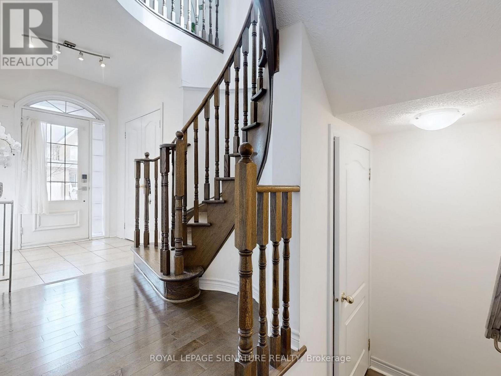 59 Princess Diana Drive, Markham, Ontario  L6C 0G9 - Photo 36 - N12267102