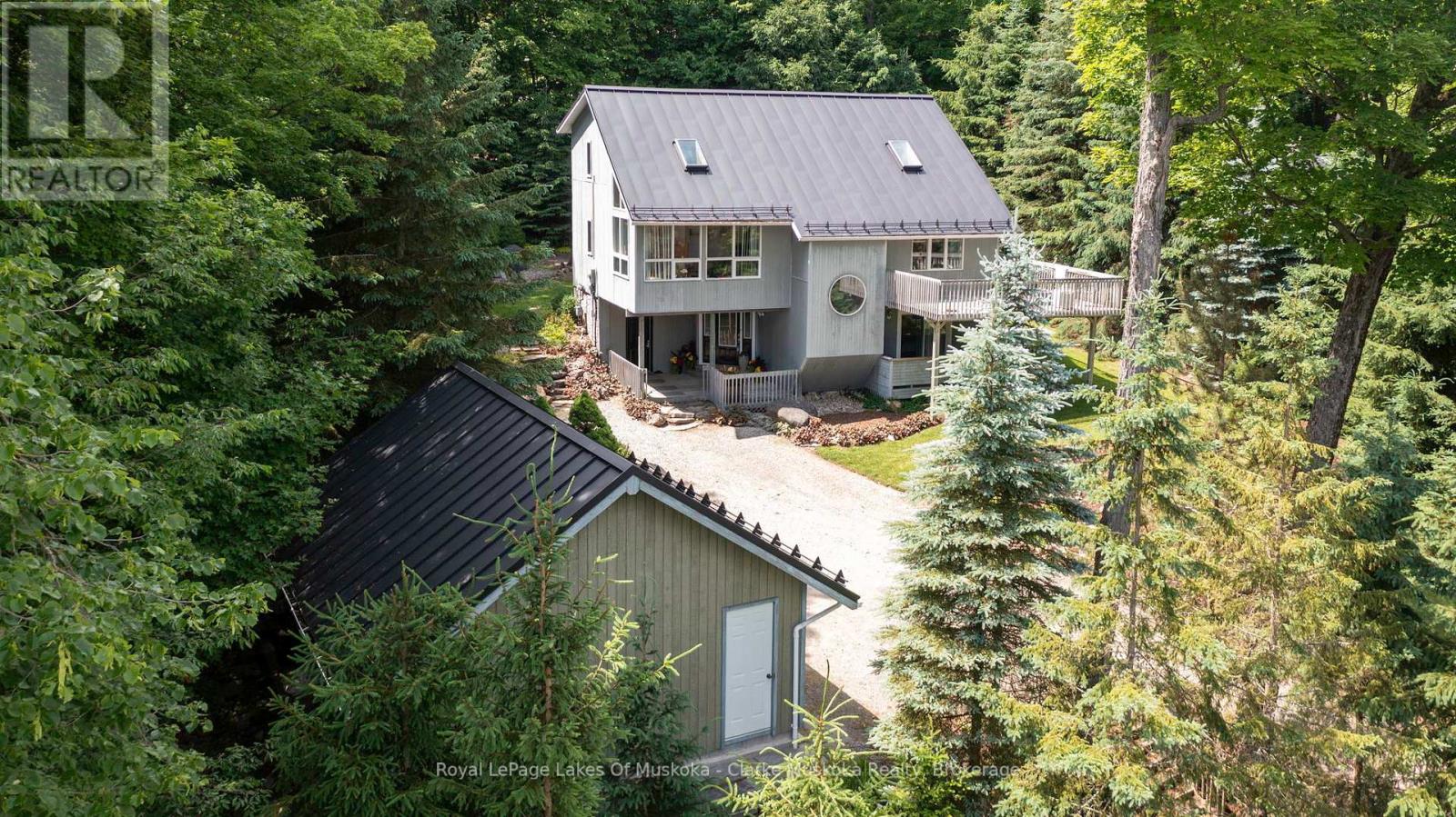 1806 Valley Road, Huntsville, Ontario  P1H 1A8 - Photo 4 - X12050826