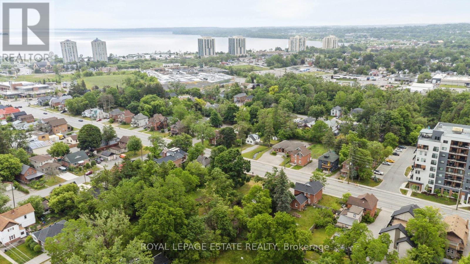 Property at 226 DUNLOP STREET W image