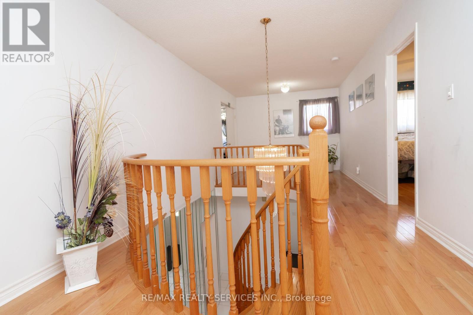 6 Ruth Avenue, Brampton (Heart Lake West), Ontario  L6Z 3X4 - Photo 24 - W12266964