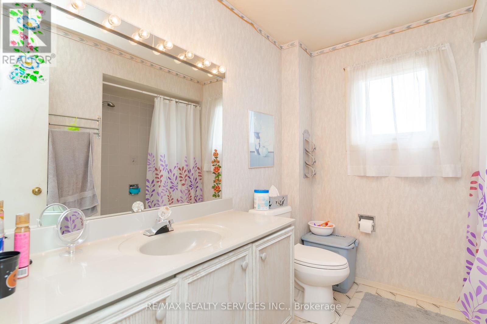 6 Ruth Avenue, Brampton (Heart Lake West), Ontario  L6Z 3X4 - Photo 36 - W12266964