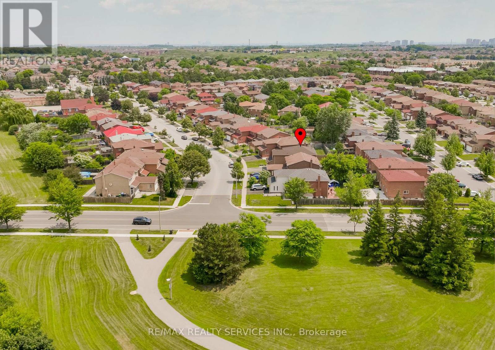 6 Ruth Avenue, Brampton (Heart Lake West), Ontario  L6Z 3X4 - Photo 50 - W12266964