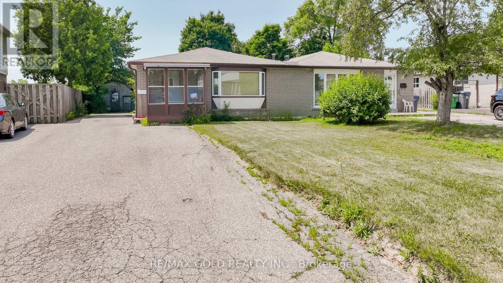Property at 10 EDENRIDGE DRIVE image 1