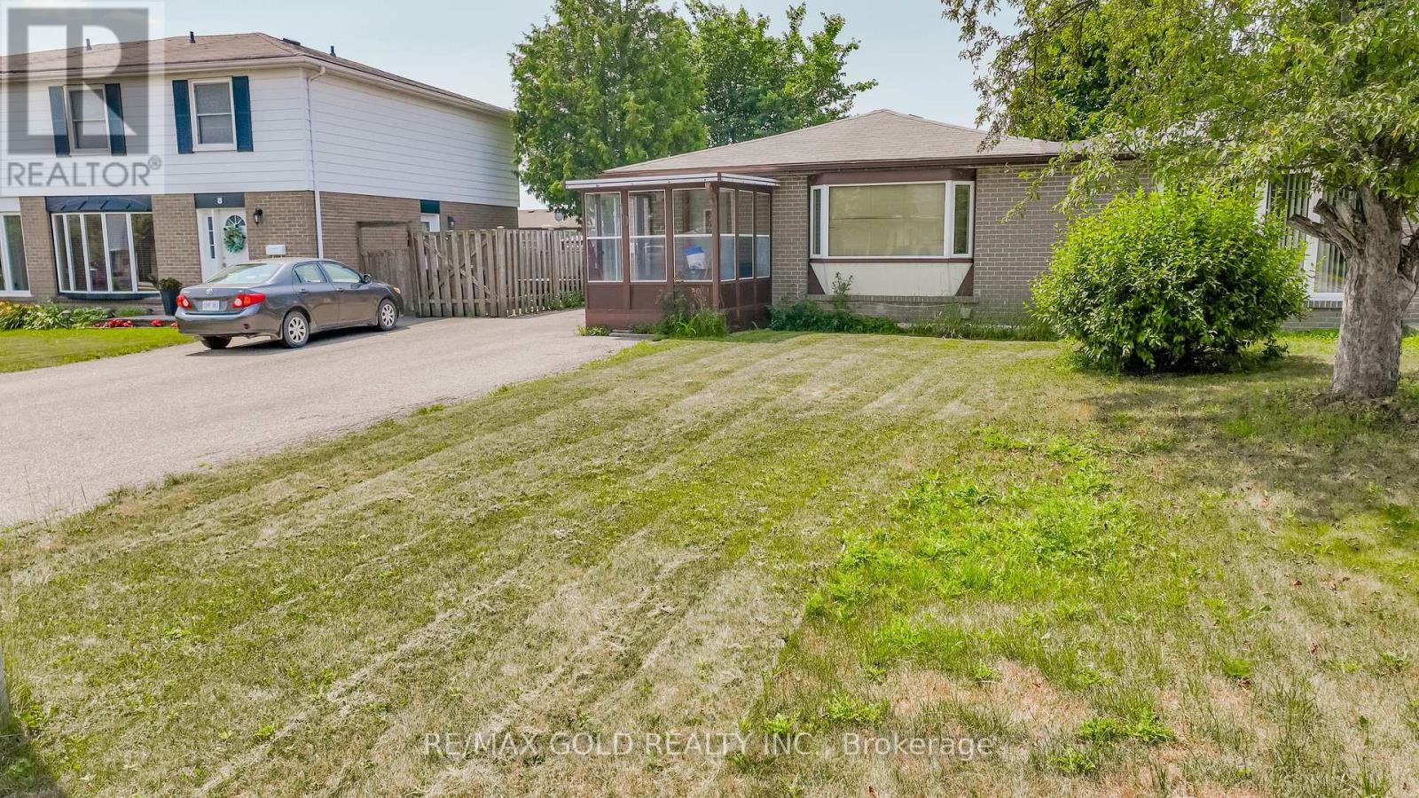 Property at 10 EDENRIDGE DRIVE image 2