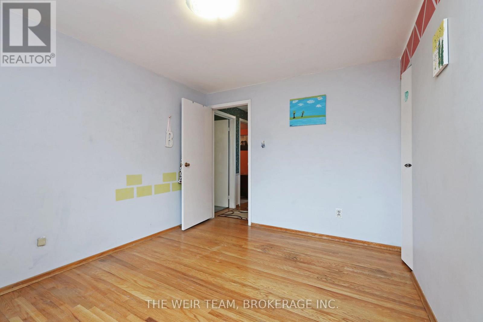 1577 Otterby Road, Mississauga (Applewood), Ontario  L4X 1W8 - Photo 26 - W12267008