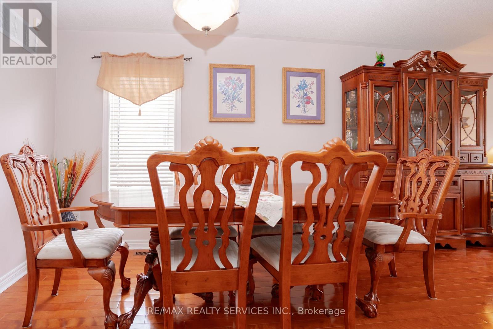 195 Van Scott Drive, Brampton (Northwest Sandalwood Parkway), Ontario  L7A 1V2 - Photo 15 - W12267050