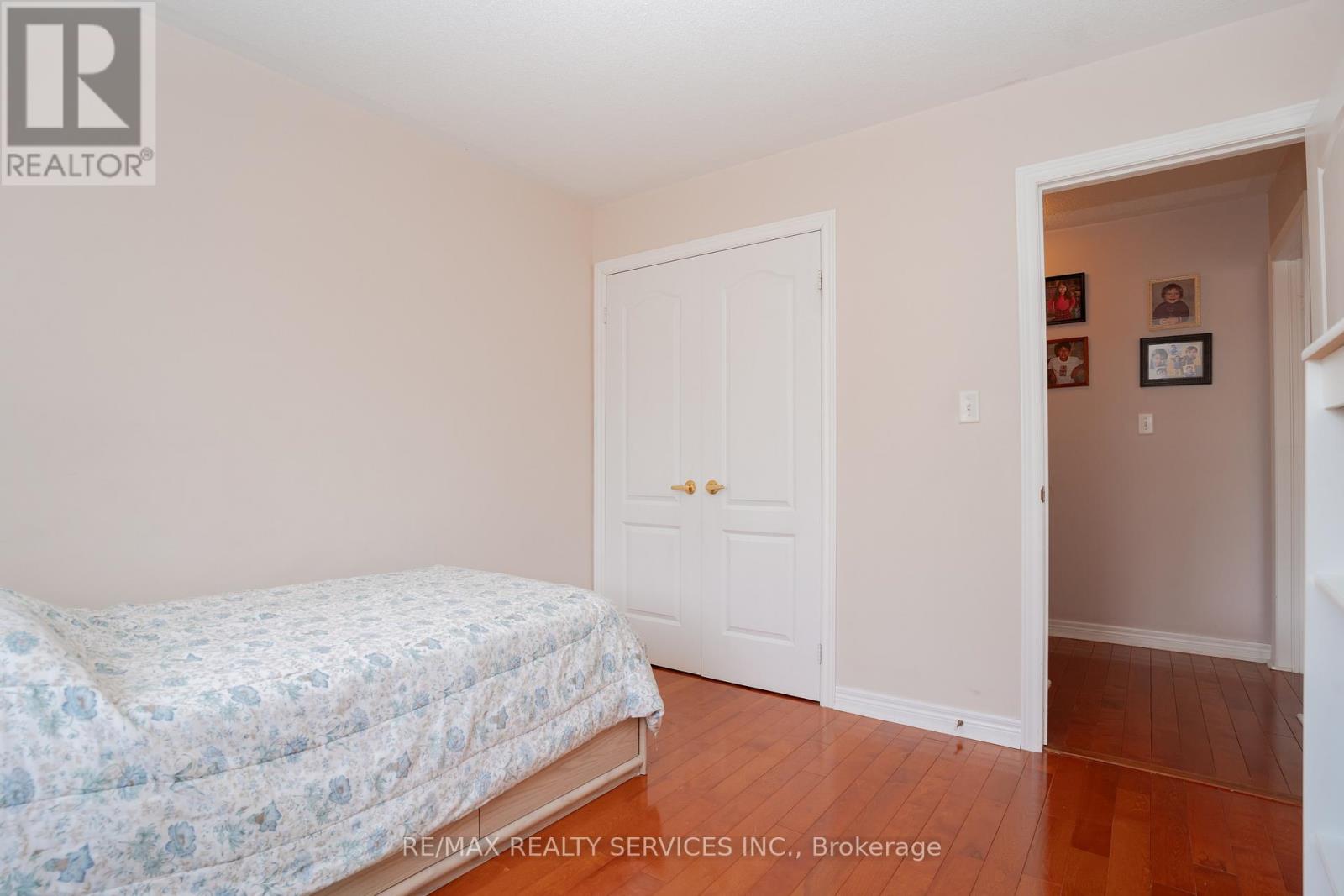 195 Van Scott Drive, Brampton (Northwest Sandalwood Parkway), Ontario  L7A 1V2 - Photo 28 - W12267050