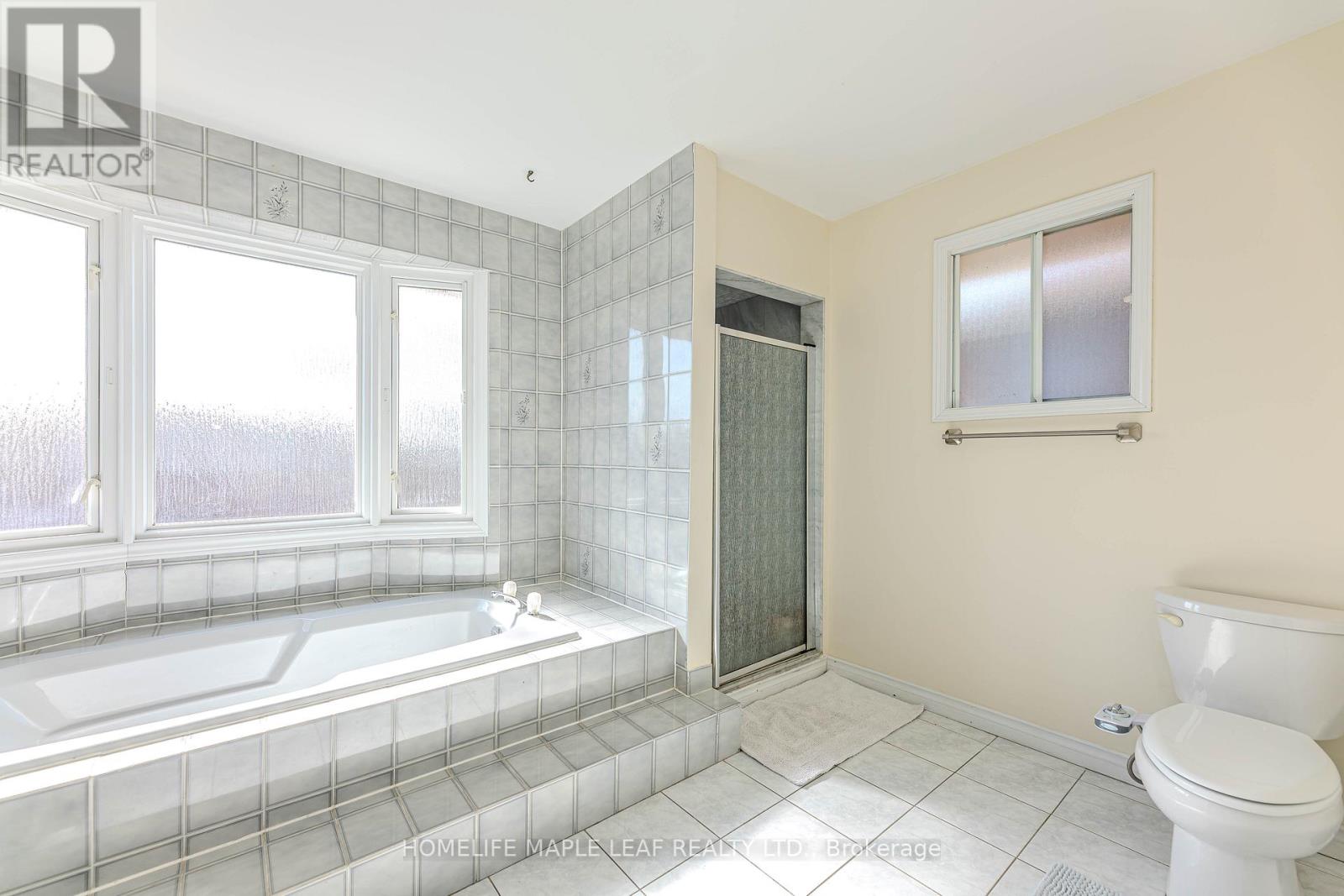 1310 Greenridge Circle, Oakville, Ontario  L6M 2J7 - Photo 35 - W12267212
