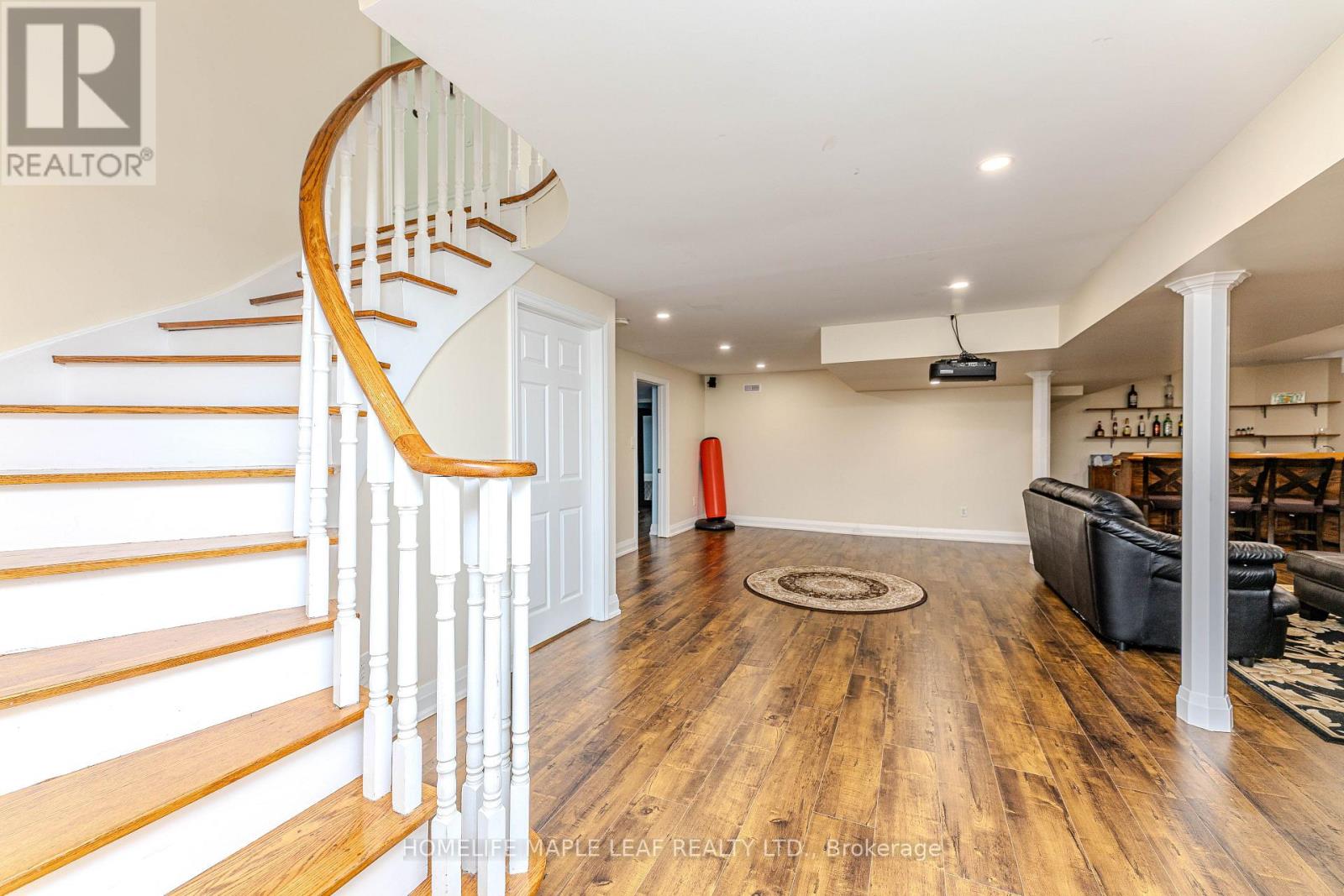 1310 Greenridge Circle, Oakville, Ontario  L6M 2J7 - Photo 38 - W12267212