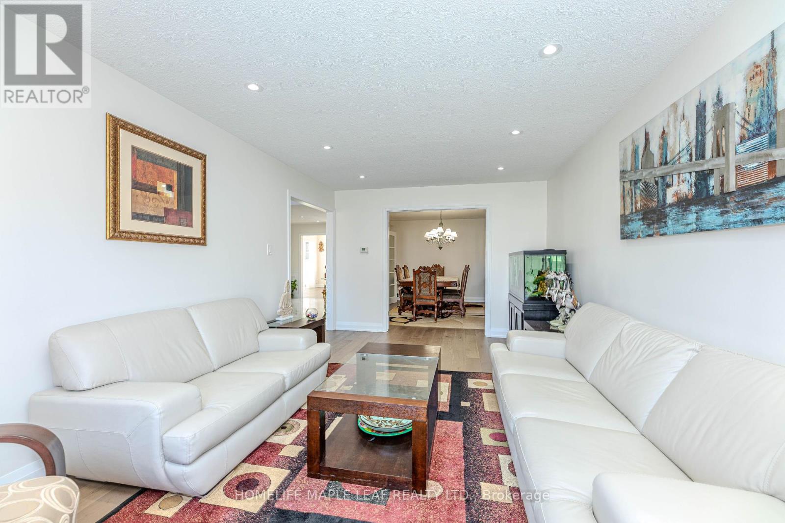 1310 Greenridge Circle, Oakville, Ontario  L6M 2J7 - Photo 6 - W12267212