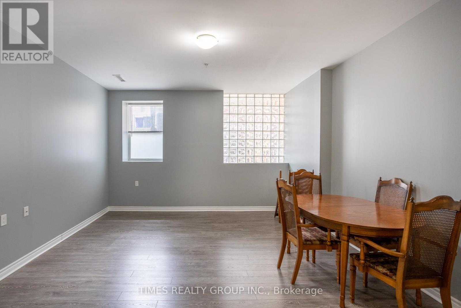 105 - 384 Rogers Street, Peterborough East, Ontario  K9H 7B6 - Photo 4 - X12266968