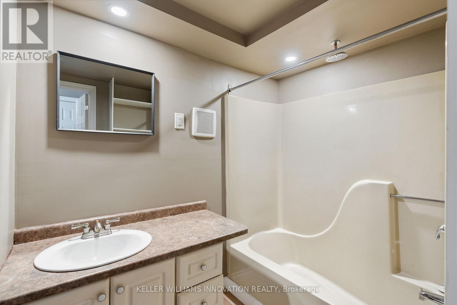 23 Railway Street, Haldimand, Ontario  N0A 1H0 - Photo 16 - X12267029