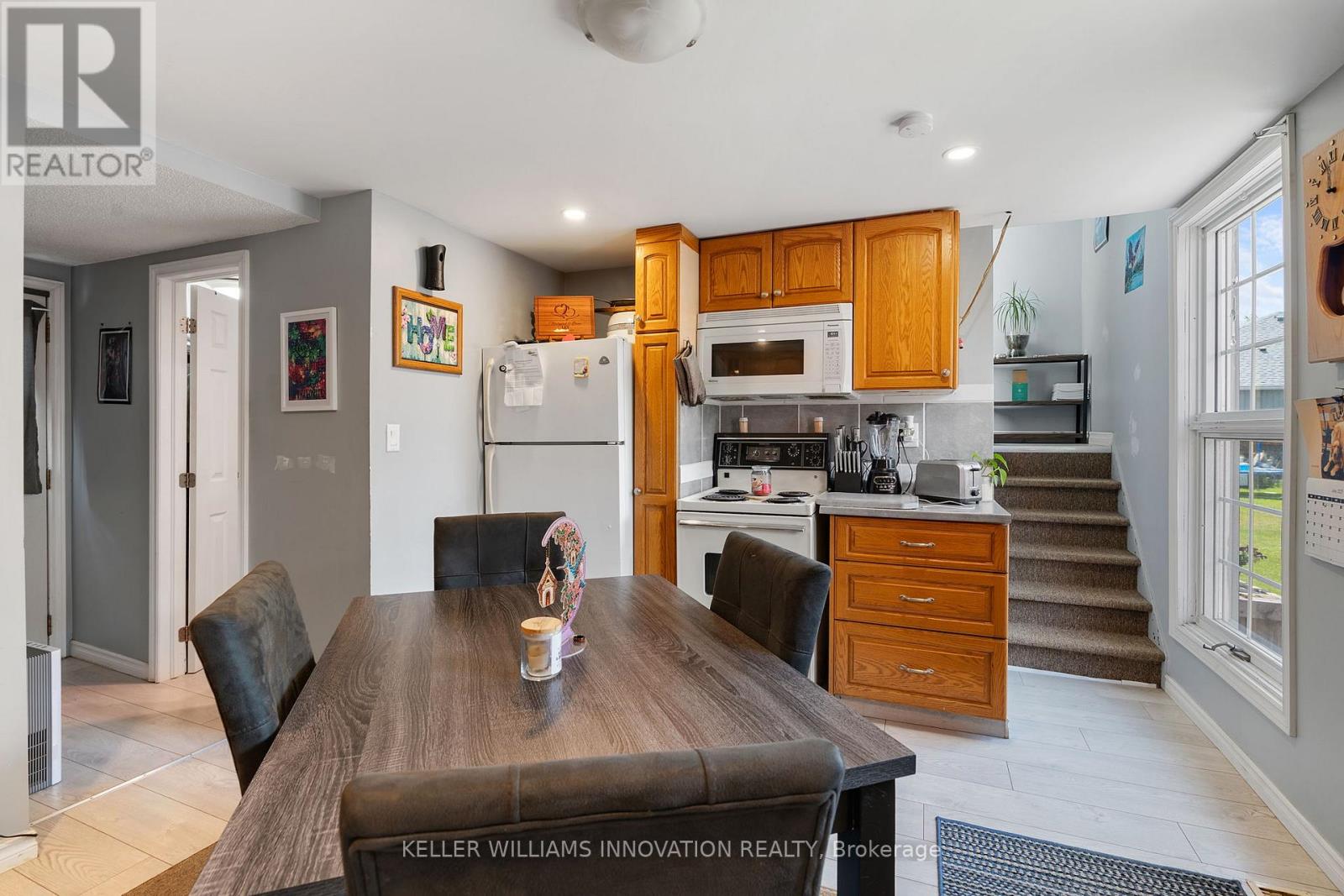23 Railway Street, Haldimand, Ontario  N0A 1H0 - Photo 5 - X12267029