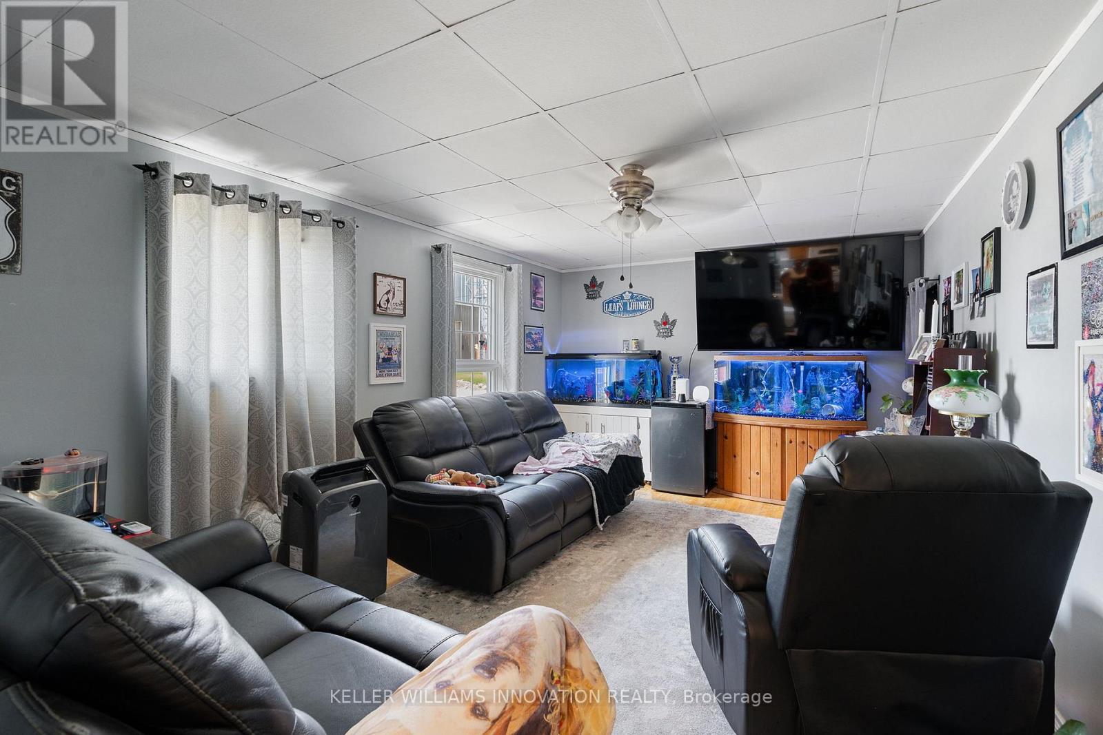 23 Railway Street, Haldimand, Ontario  N0A 1H0 - Photo 8 - X12267029