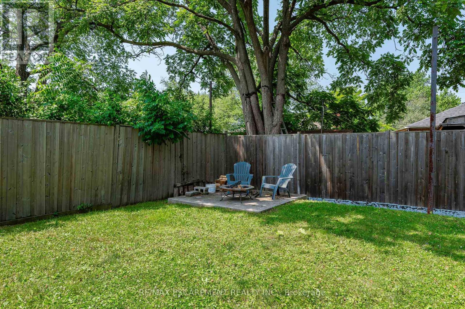 78 West 3rd Street, Hamilton (Bonnington), Ontario  L9C 3K3 - Photo 31 - X12267044