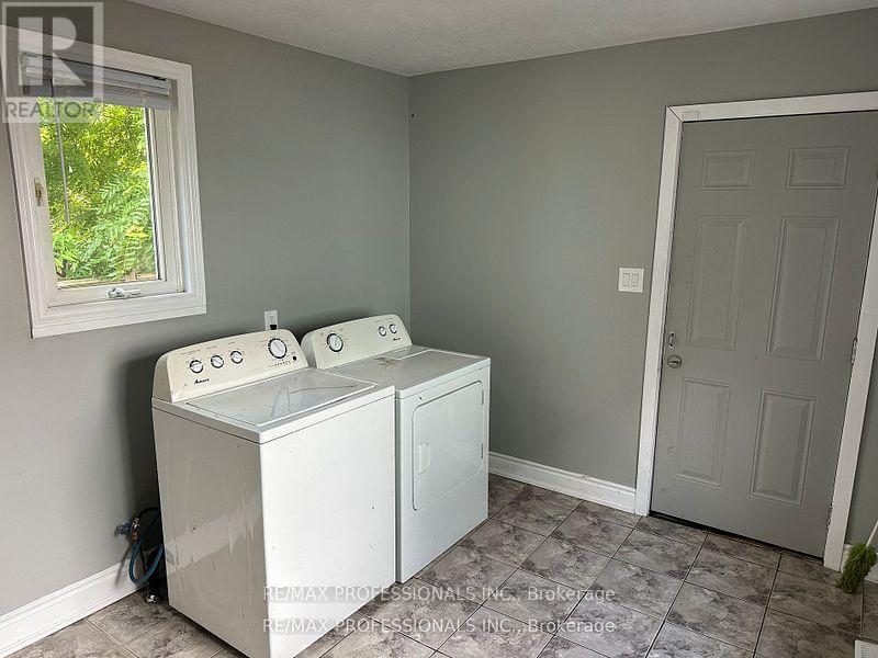Upper - 167.5 Grosvenor Avenue N, Hamilton, Ontario  L8L 7S1 - Photo 8 - X12267071