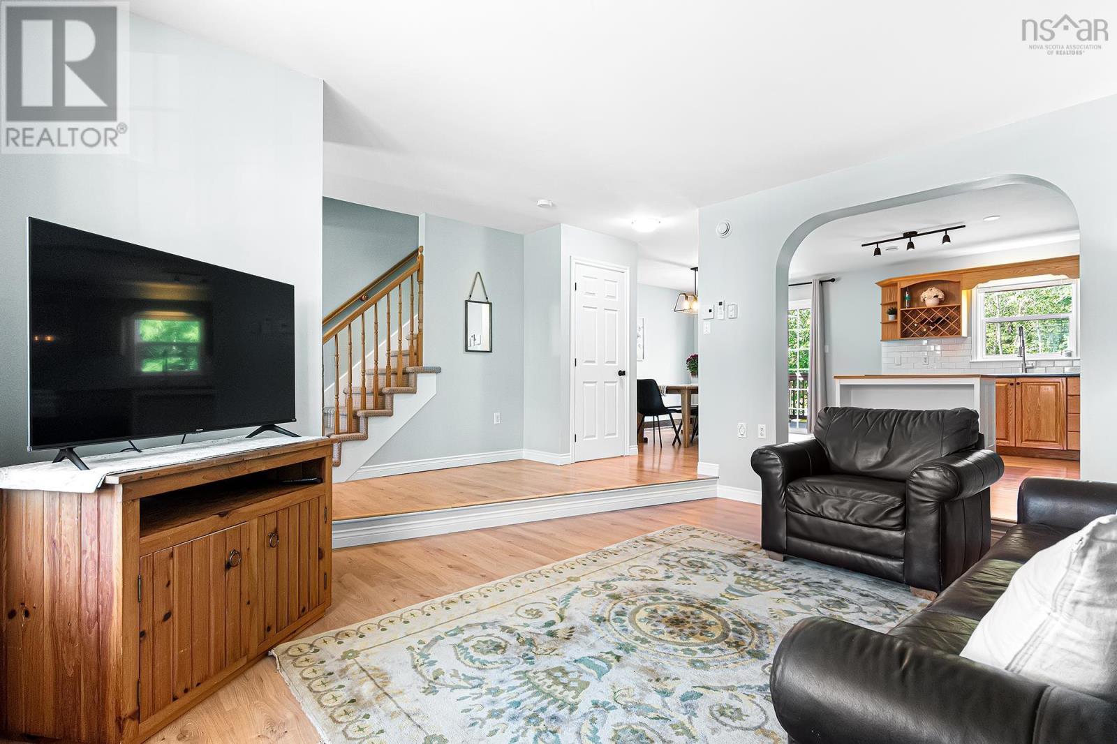 Property at 81 Brookview Drive image 4